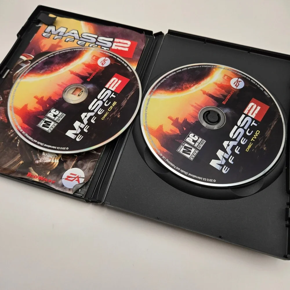 Electronic Mass Effect 2 PC Video Game Mature Sci-Fi RPG BioWare 2-Disc 2010